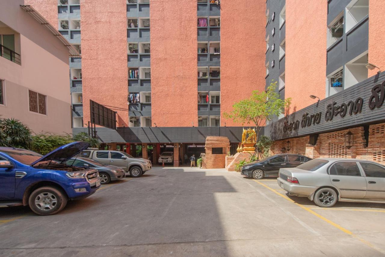 Infinite Hotel กรุงเทพมหานคร ภายนอก รูปภาพ
